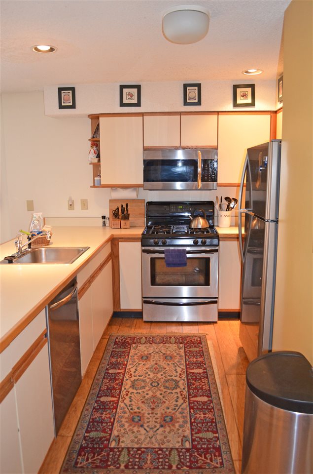 42 Harrison Lane, Unit M106 Ludlow, VT 05149 - Photo 13 of 37