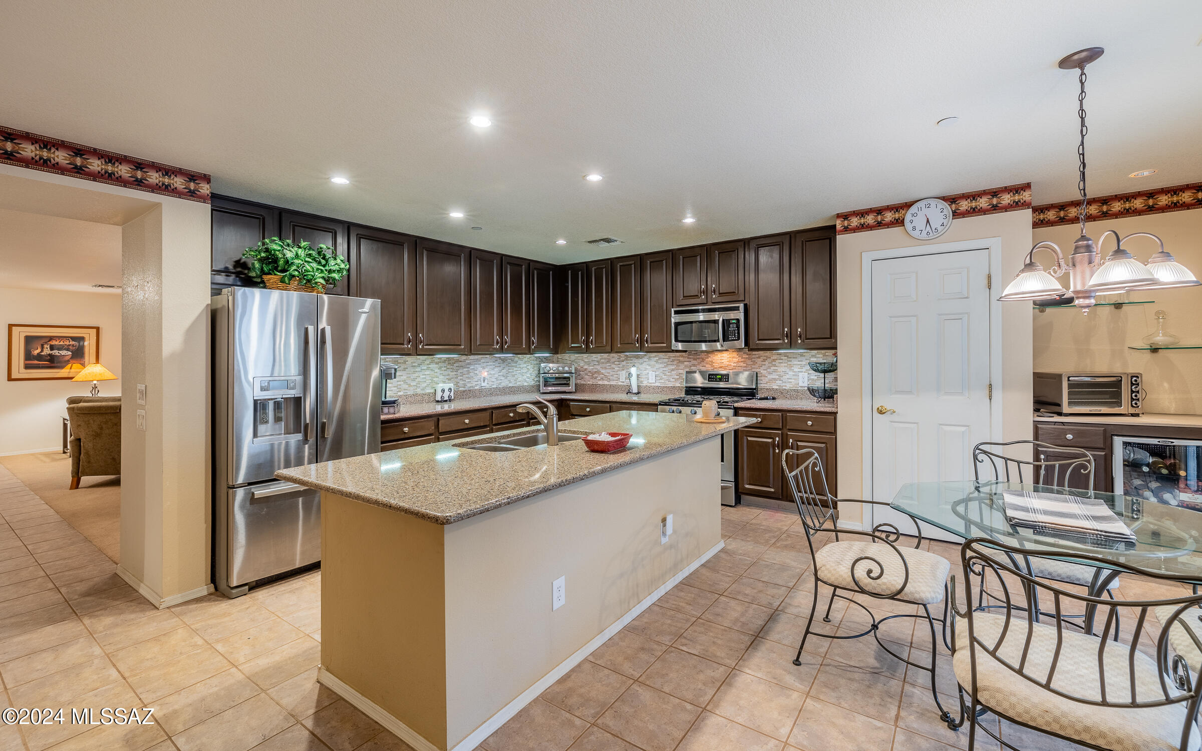 3599 East Mecate Road Tucson, AZ 85739 - Photo 3 of 32 Kitchen: breakfast nook