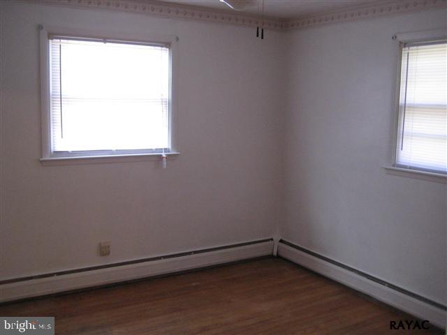 961 Locust Grove Road York, PA 17402 - Photo 9 of 20 Gallery Image 9
