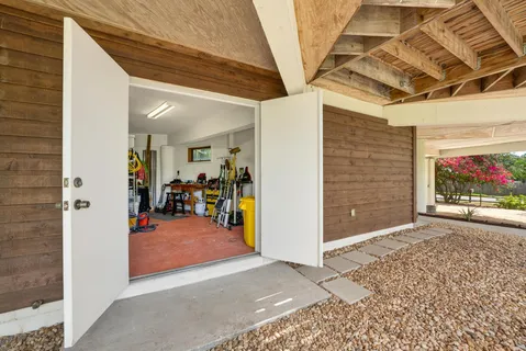 $800,000 | 13170 Southeast Flamingo Drive, Hobe Sound, FL 33455