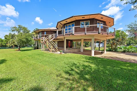 $800,000 | 13170 Southeast Flamingo Drive, Hobe Sound, FL 33455