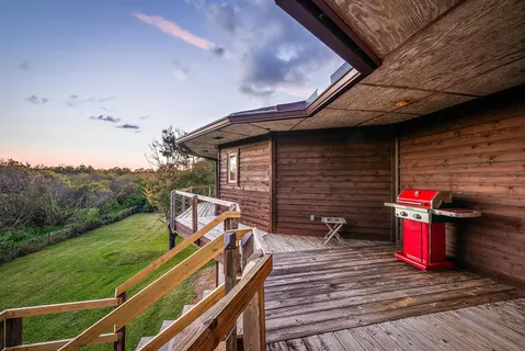 $800,000 | 13170 Southeast Flamingo Drive, Hobe Sound, FL 33455