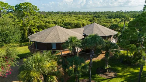 $800,000 | 13170 Southeast Flamingo Drive, Hobe Sound, FL 33455