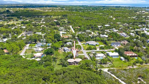 $800,000 | 13170 Southeast Flamingo Drive, Hobe Sound, FL 33455