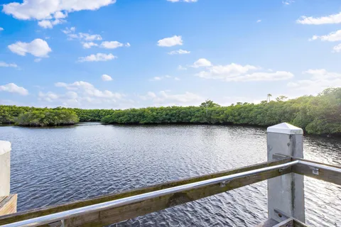 $800,000 | 13170 Southeast Flamingo Drive, Hobe Sound, FL 33455