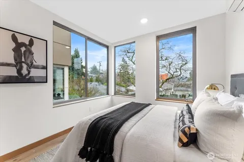 $819,000 | 5017 Fauntleroy Way Southwest, Unit B, Seattle, WA 98136