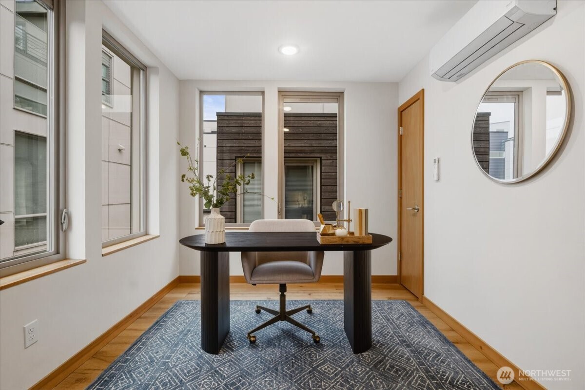 5017 Fauntleroy Way Southwest, Unit B Seattle, WA 98136 - Photo 25 of 37