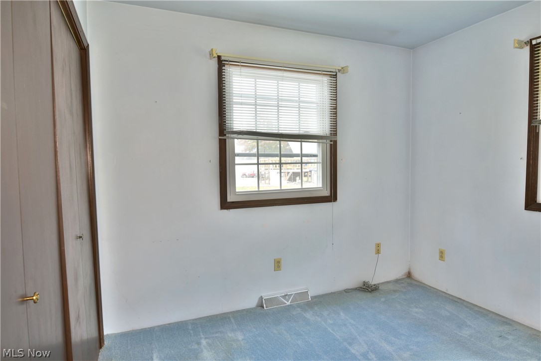 932 Hallock Young Road Warren, OH 44481 - Photo 24 of 35 Gallery Image 24