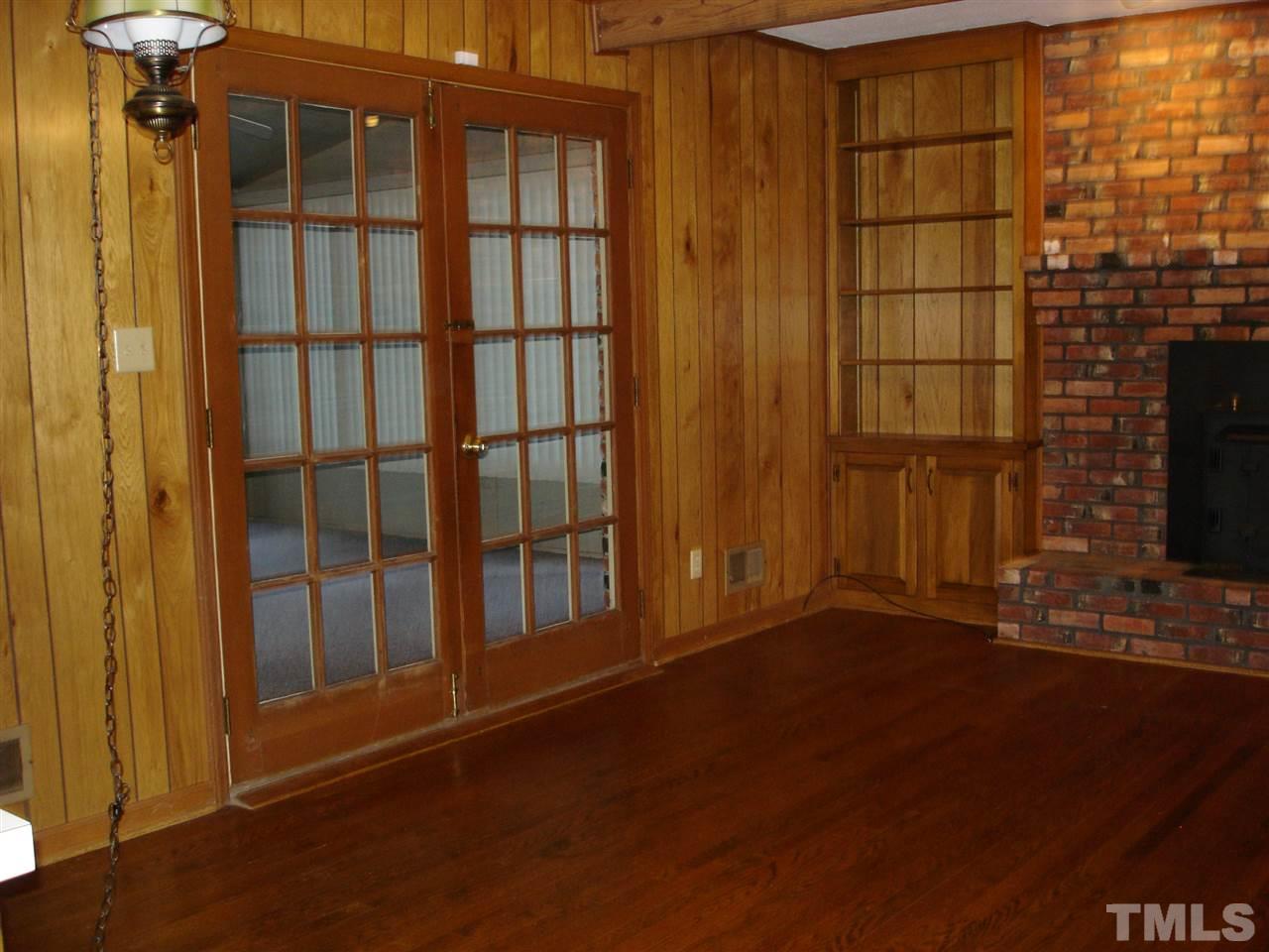 4516 Oak Park Road Raleigh, NC 27612 - Photo 4 of 17 a view of front door