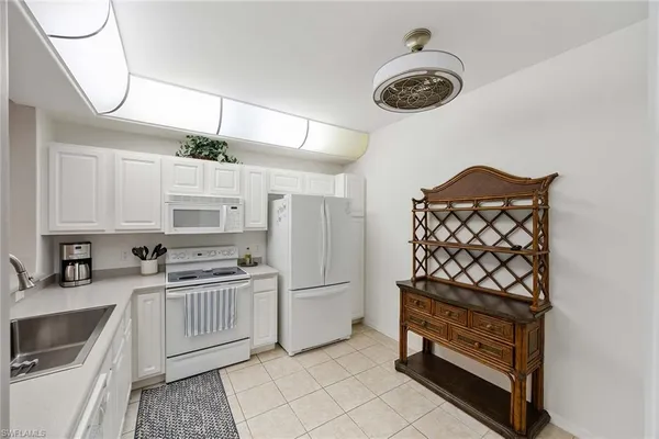 $6,500 | 23526 Sandy Creek Terrace, Unit 304, Estero, FL 34135