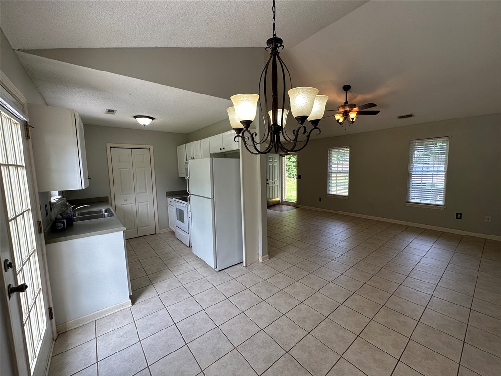 112 Forest Springs Road Seneca, SC 29678 - Photo 4 of 20 Gallery Image 4