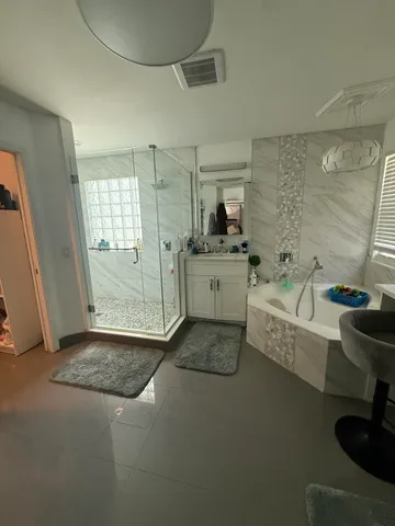 $3,500 | 6000 Adriatic Way, West Palm Beach, FL 33413