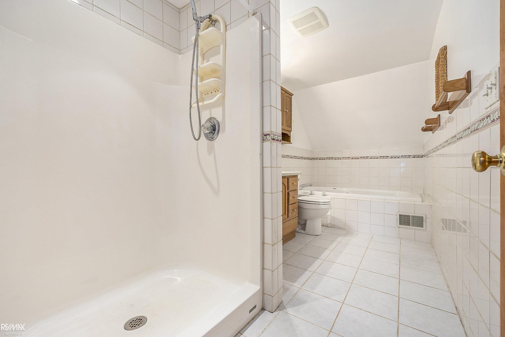 9994 Meisner Road Casco, MI 48064 - Photo 22 of 40 50136477-5fd2e80a-8aa3-40be-a6bb-8a0f236d4893.JPG