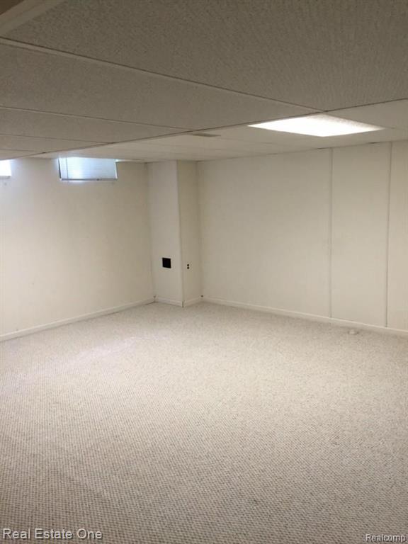 28029 West Nine Mile Road Farmington Hills, MI 48336 - Photo 18 of 36