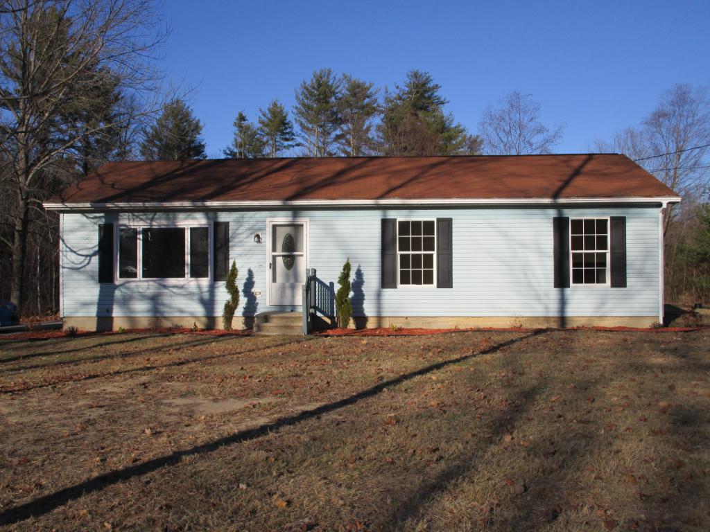 32 Ham Road Raymond, NH 03077 - Photo 1 of 28 Gallery Image 1