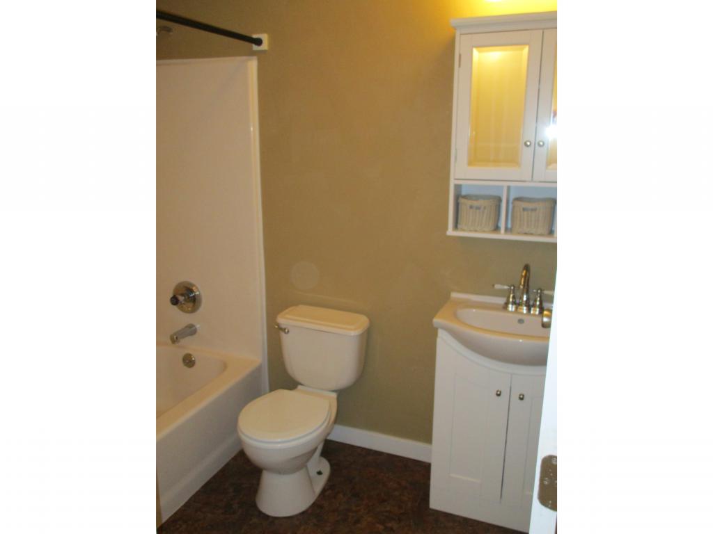 32 Ham Road Raymond, NH 03077 - Photo 17 of 28 Gallery Image 17