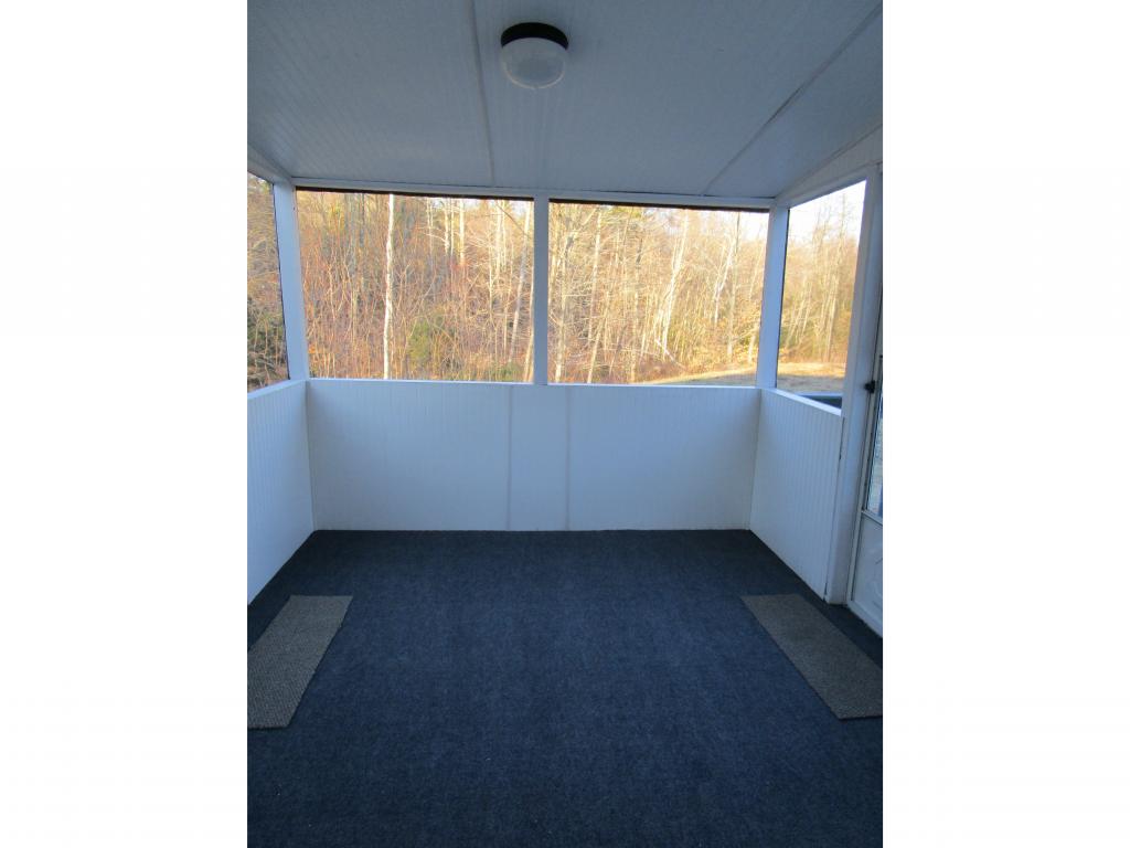 32 Ham Road Raymond, NH 03077 - Photo 5 of 28 Gallery Image 5