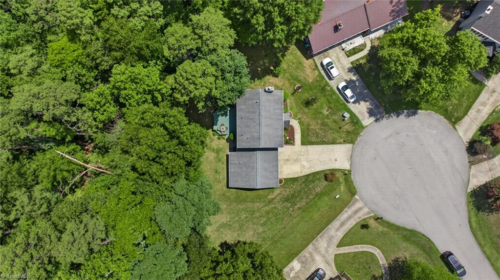 4000 Loch Mere Road High Point, NC 27265 - Photo 46 of 46