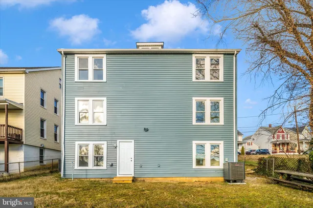 $435,000 | 8 East B Street, Brunswick, MD 21716