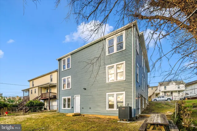 $435,000 | 8 East B Street, Brunswick, MD 21716