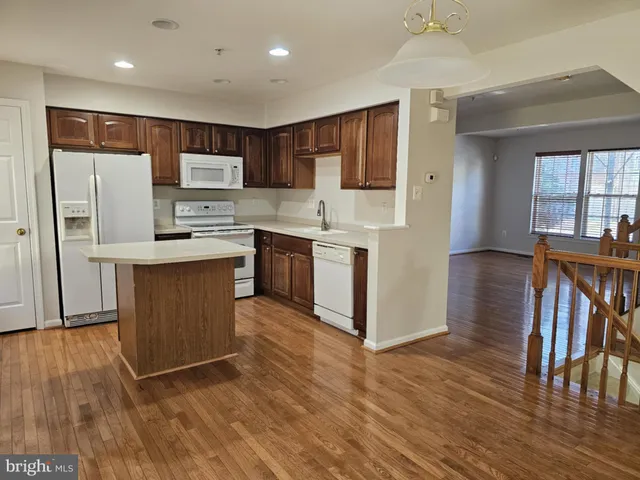 $2,800 | 7136 Deep Falls Way, Unit 154, Elkridge, MD 21075