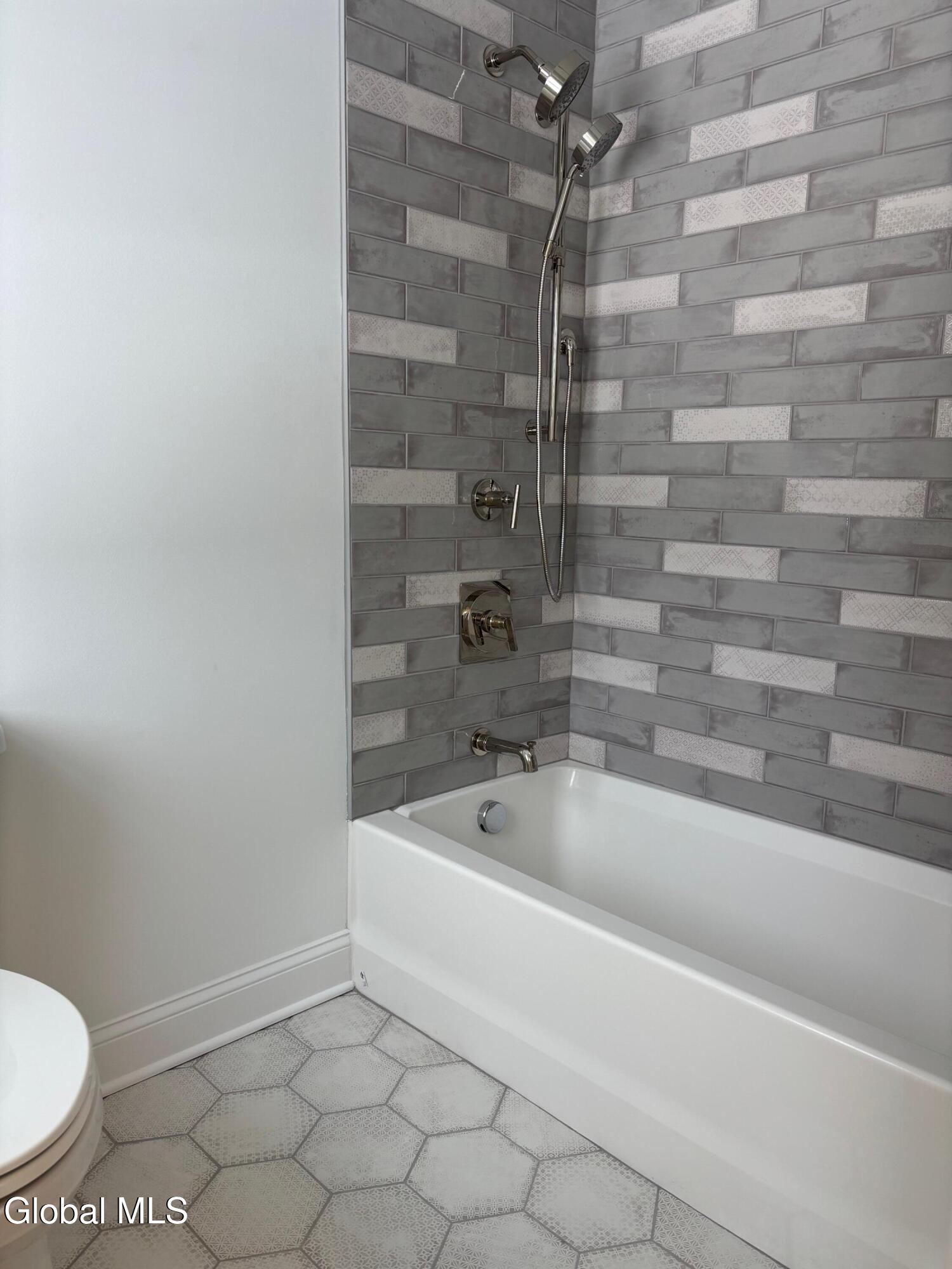 14 Brookhaven Court Wilton, NY 12866 - Photo 21 of 47 IMG_2154