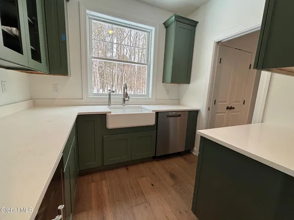 $884,500 | 14 Brookhaven Court, Wilton, NY 12866