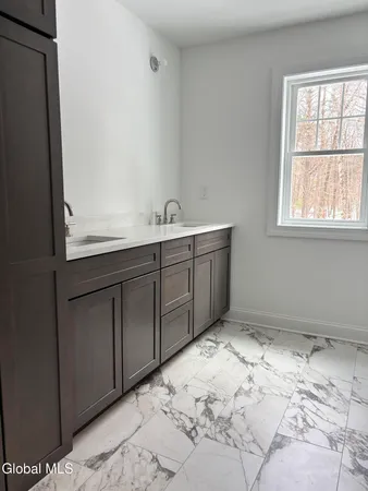 $884,500 | 14 Brookhaven Court, Wilton, NY 12866