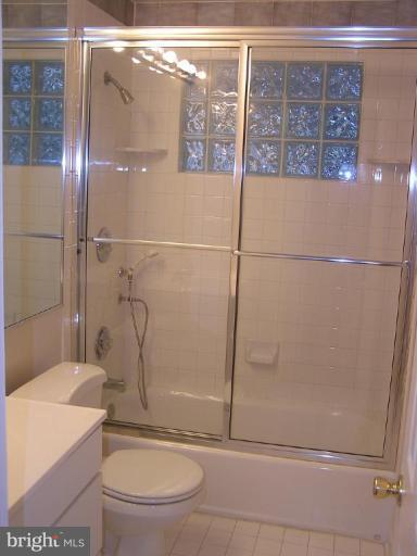 9409 Crosby Road Silver Spring, MD 20910 - Photo 6 of 25 Bath #1