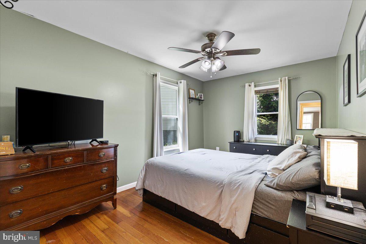 976 Eagle Point Lusby, MD 20657 - Photo 13 of 29 Gallery Image 13