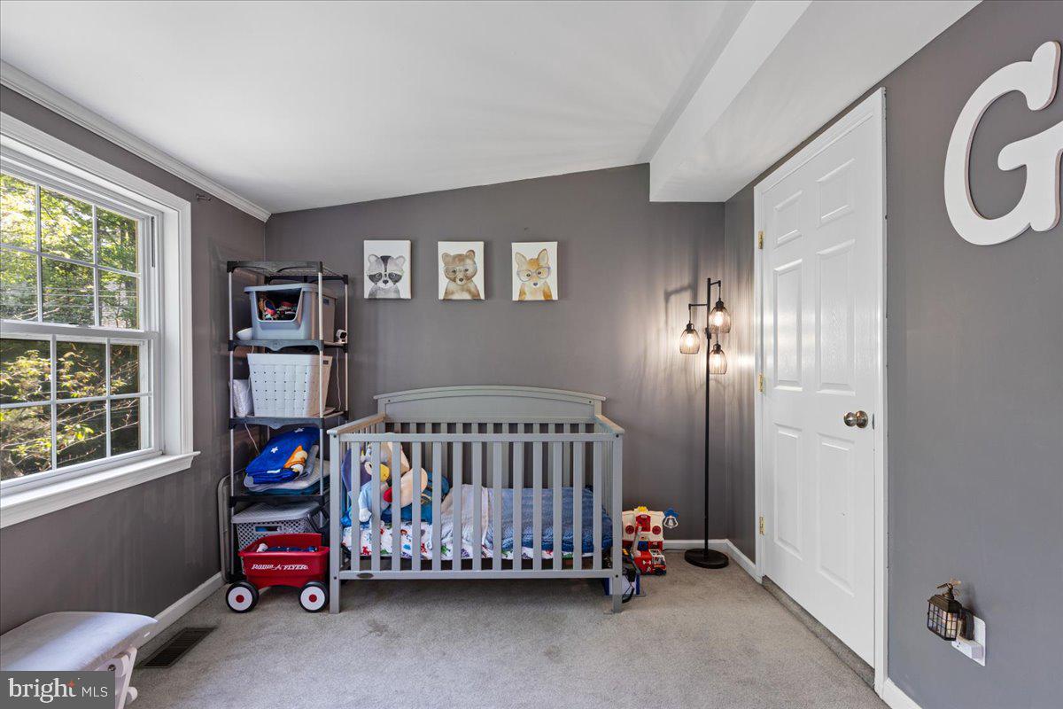 976 Eagle Point Lusby, MD 20657 - Photo 16 of 29 Gallery Image 16