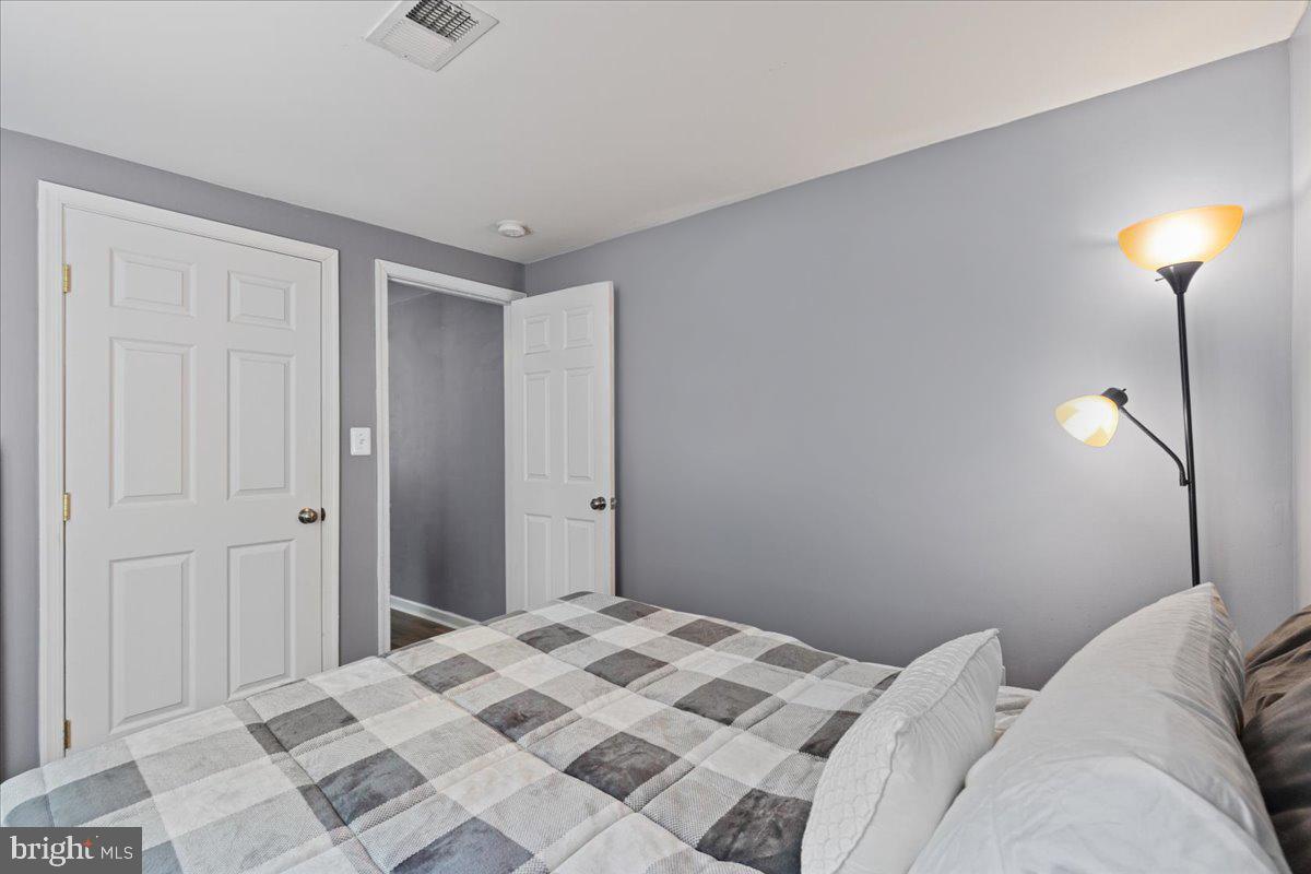 976 Eagle Point Lusby, MD 20657 - Photo 25 of 29 Gallery Image 25