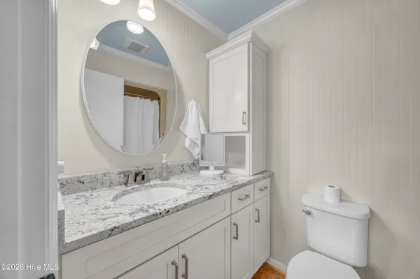 $2,800 | 2029 Eastwood Road, Unit 157, Wilmington, NC 28403