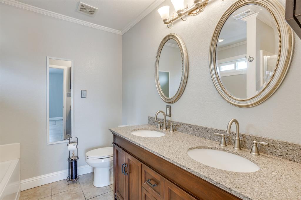 9825 Stoney Bridge Road Fort Worth, TX 76108 - Photo 19 of 40 Dual vanity with granite countertops
