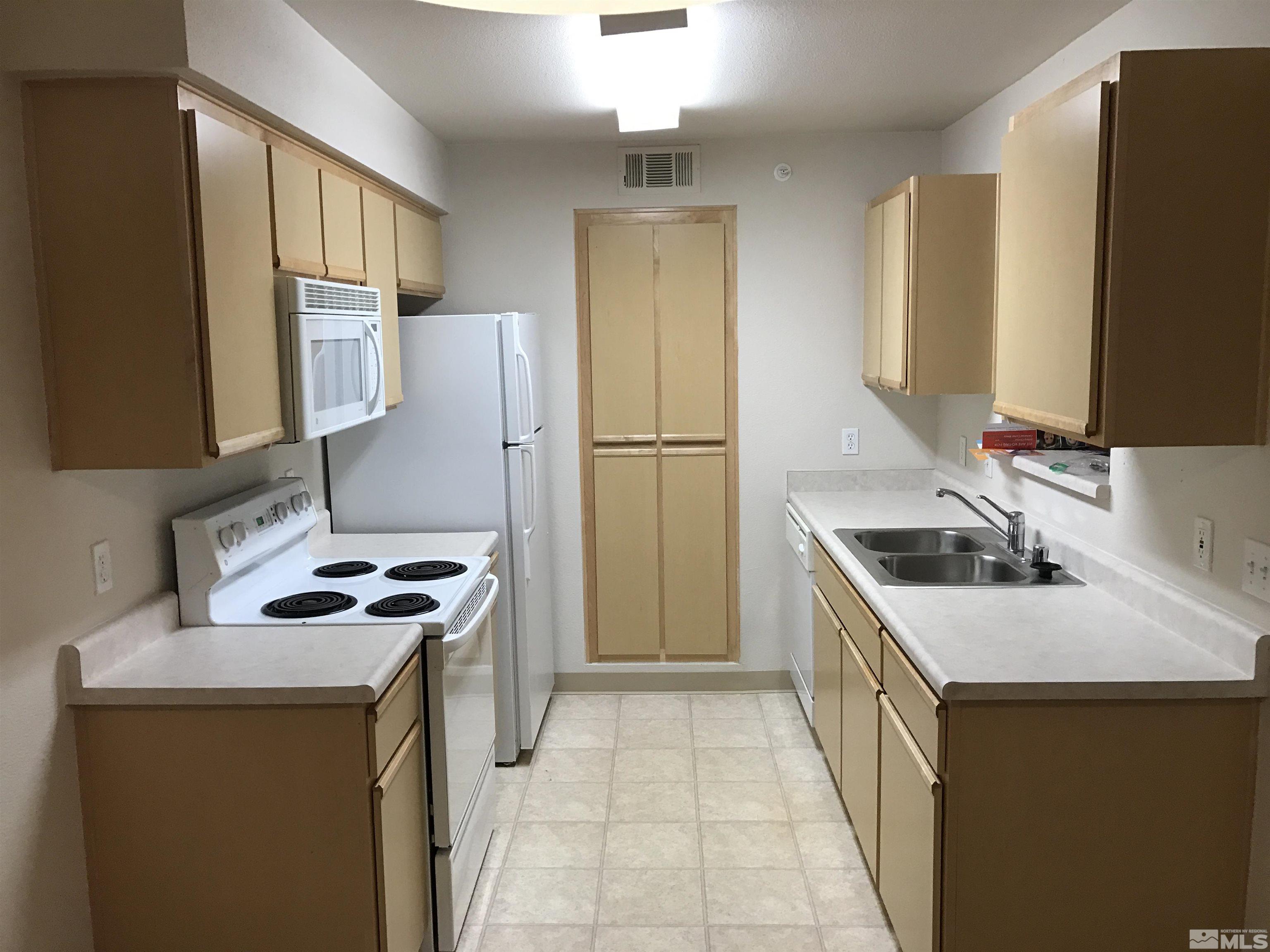 6850 Sharlands Avenue, Unit AA 2163 Reno, NV 89523 - Photo 5 of 12 Photo 5
