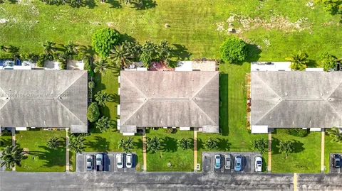 $120,000 | 290 Main Boulevard, Unit C, Boynton Beach, FL 33435