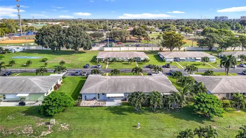 $120,000 | 290 Main Boulevard, Unit C, Boynton Beach, FL 33435