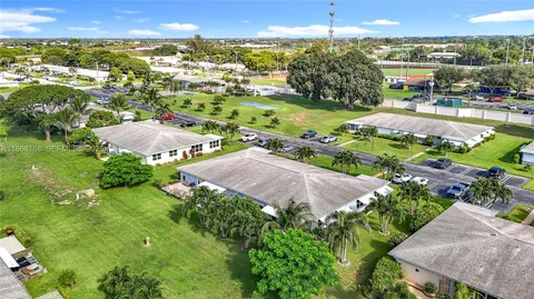 $120,000 | 290 Main Boulevard, Unit C, Boynton Beach, FL 33435