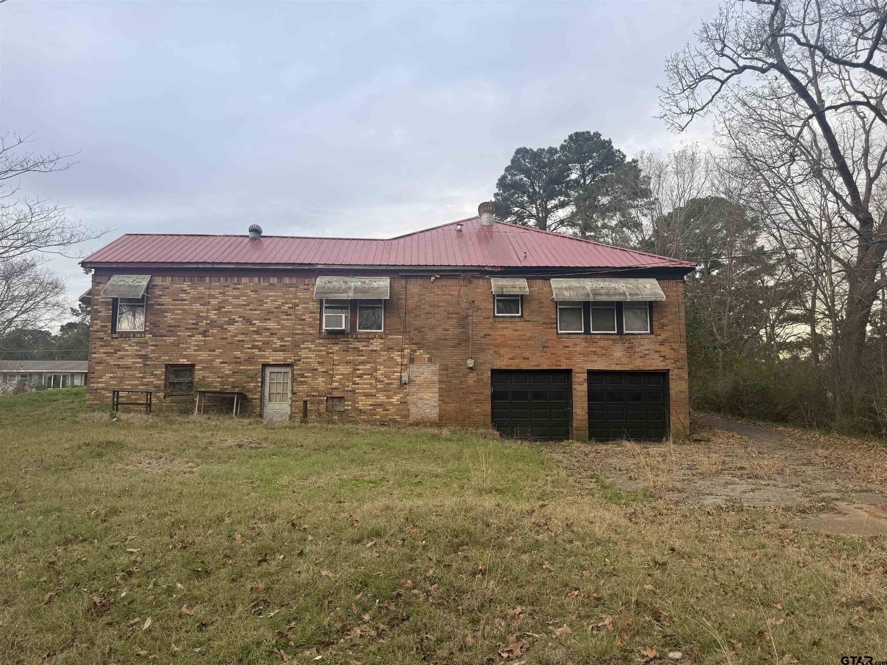 407 Gay Avenue Palestine, TX 75801 - Photo 3 of 10