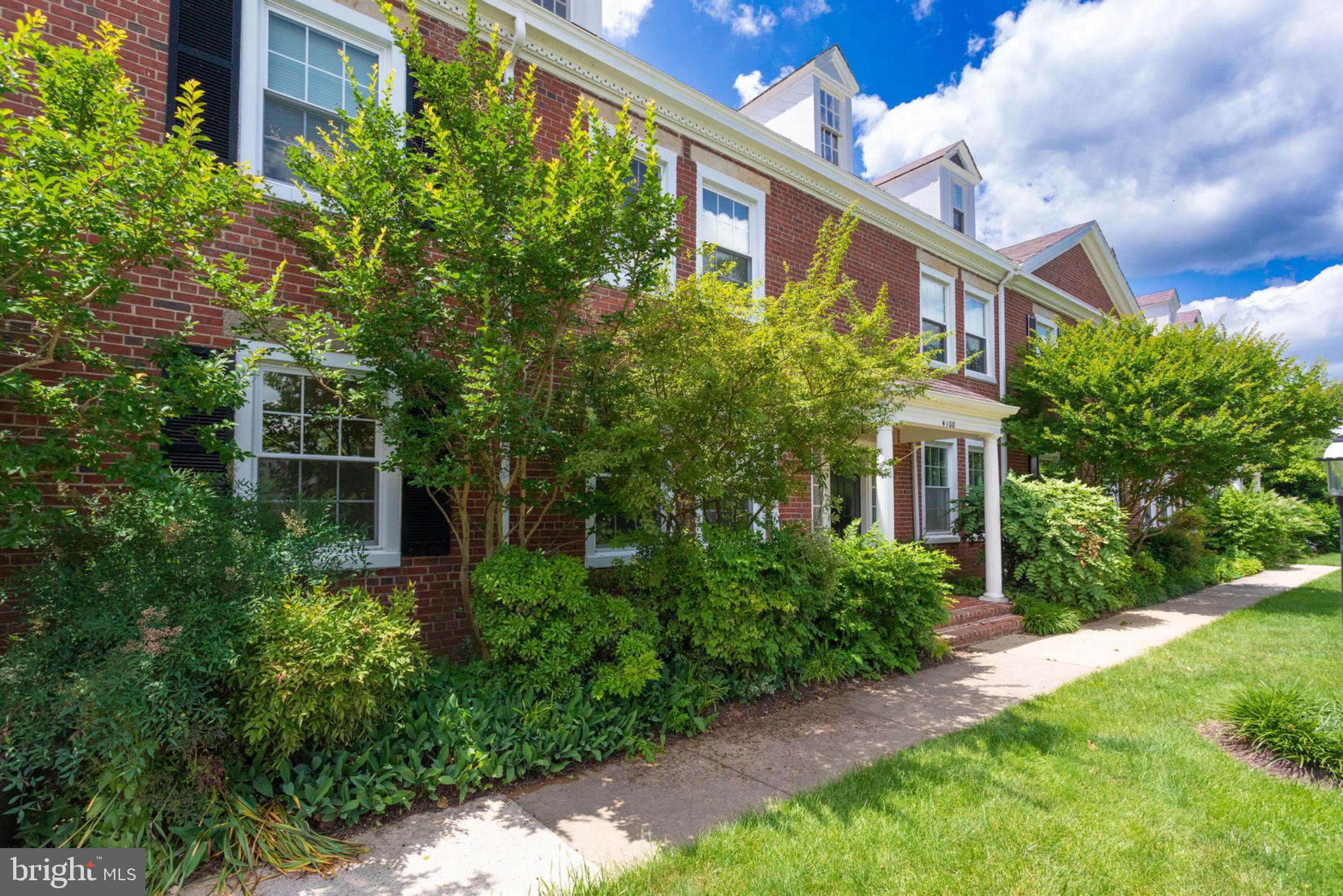 4100 32nd Road South, Unit B1 Arlington, VA 22206 - Photo 42 of 45 Lush landscaping throughout the community