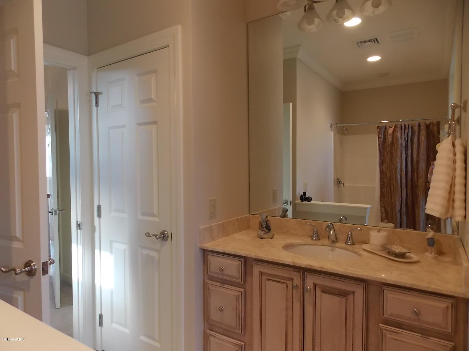 9 High Crest Road, Unit 9 Lenox, MA 01240 - Photo 27 of 54 bath 2