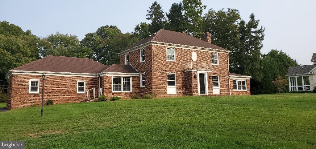 3208 Centerville Road Wilmington, DE 19807 - Photo 5 of 6 Current front Facade