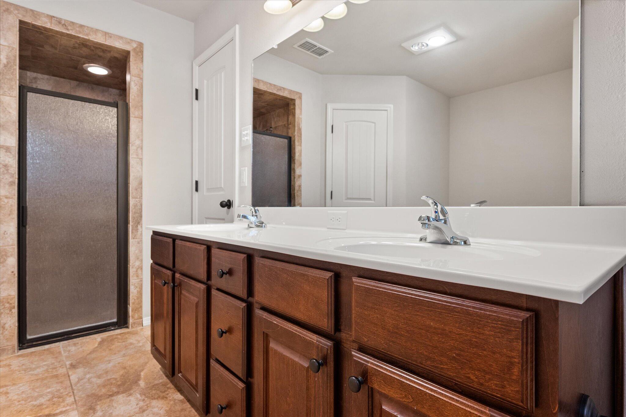 3007 111th Street Lubbock, TX 79423 - Photo 23 of 32 12-3007 111th St8947
