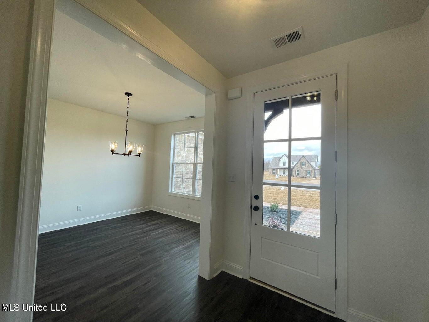 Photos of a similar home,