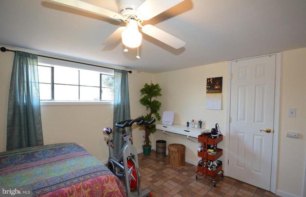 1104 Mapleton Street Woodbridge, VA 22191 - Photo 23 of 26 Gallery Image 23