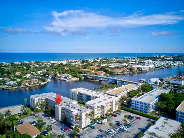 $275,000 | 650 Snug Harbor Drive, Unit G307, Boynton Beach, FL 33435