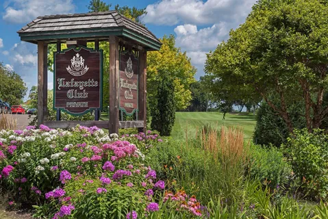 $1,000,000 | 21-xx Huntington Point Road East, Minnetonka Beach, MN 55391