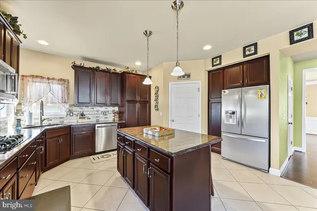 $550,000 | 2932 Avebury Stone Circle, Downingtown, PA 19335