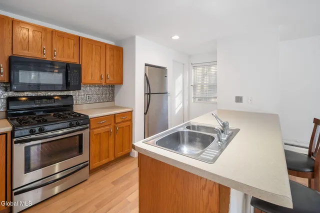 $350,000 | 62 Arrow Wood Place, Malta, NY 12020