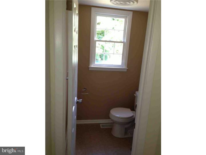1614 Dublin Road Dresher, PA 19025 - Photo 10 of 25 Bathroom